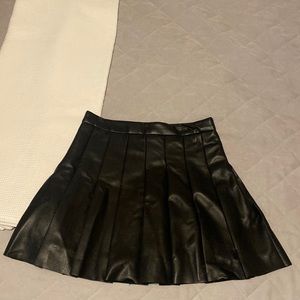 Aritzia leather tennis skirt